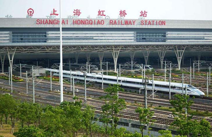 中國高鐵，從“追趕者”到“領(lǐng)跑者 看【潤康】立磨高鉻輥套的發(fā)展