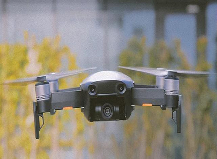  在美國(guó)政府極大反對(duì)下，美國(guó)空軍堅(jiān)持采購(gòu)中國(guó)企業(yè)無人機(jī)【潤(rùn)康】輥皮生產(chǎn)廠家對(duì)此看法?